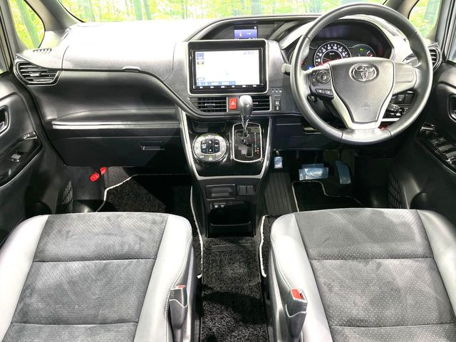 ヴォクシー2.0 ZS 煌III