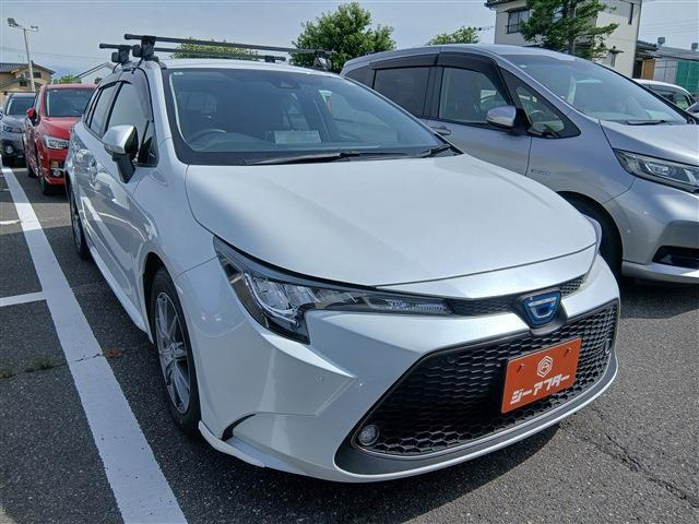 カローラツーリング1.8 ハイブリッド G-X プラス E-Four 4WD