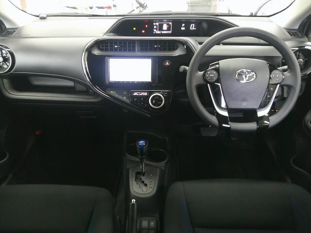 ���O���̐��|�E�K���X�n�{�f�B�R�[�e�B���O��CAR�N���[�j���O���Ǝ҂��{�H�������܂��̂ő�ϐ����B�I���b�N�X�����Ԃł݂͂Ȃ��܂ɉ��K�ȃh���C�u�����񑩁B