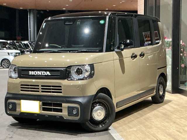 N-BOXジョイ 2トーン