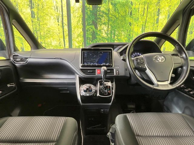 ヴォクシー2.0 ZS 煌
