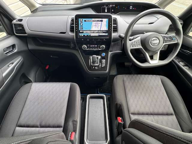 セレナ1.2 e-POWER ハイウェイスターV