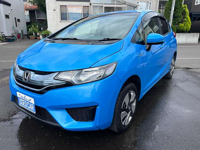 フィット1.5 ハイブリッド Fパッケージ 4WD
