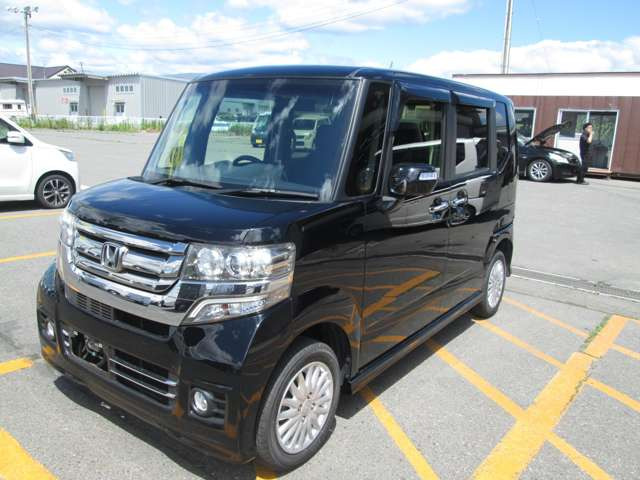 N-BOXカスタムG Lパッケージ 4WD