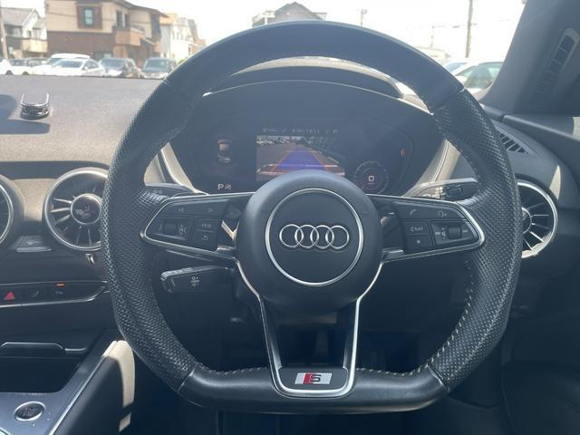 TTクーペ45 TFSI クワトロ 4WD