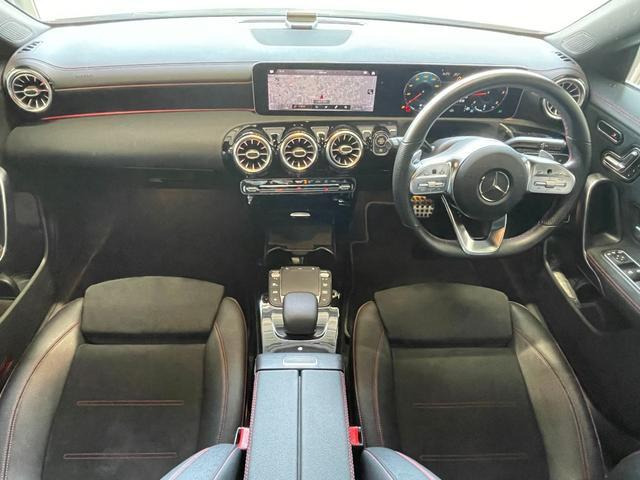 CLAシューティングブレークCLA200d AMGライン