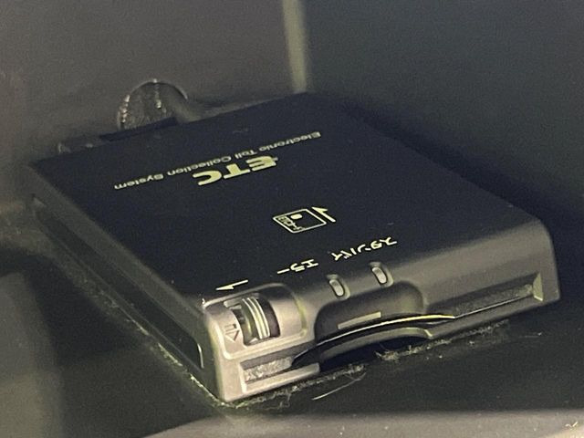 【ETC】高速道路の料金所をストレスなく通過!話題のスポットやサービスエリアに多い「スマートIC」利用時は必須のアイテムです。当店でセットアップを実施、ご納車当日からすぐにご利用いただけます!