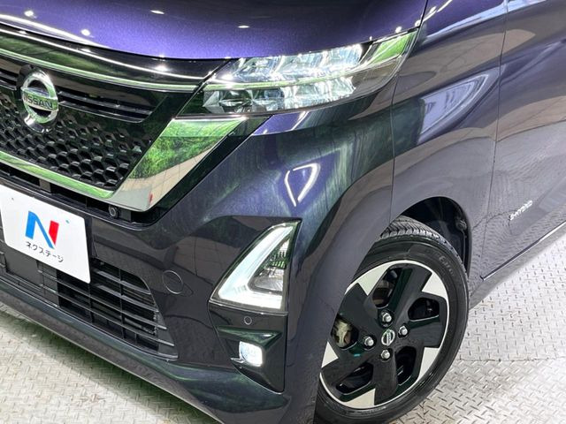 �yLED�w�b�h���C�g�z���V����ԑ��s�����ǍD�Ȏ��E���m�ۂ����S���ĉ^�]�ł��鍂�P�xLED�w�b�h���C�g�𑕔�!�_�����x�������A����d�͂��}�����Ă��܂��B