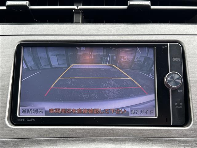 プリウス1.8 S