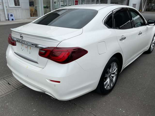 フーガ3.7 370GT FOUR 4WD