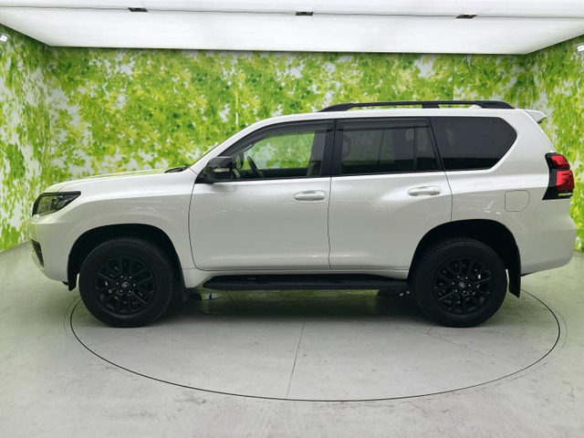 ランドクルーザープラド2.7 TX Lパッケージ マットブラック エディション 4WD