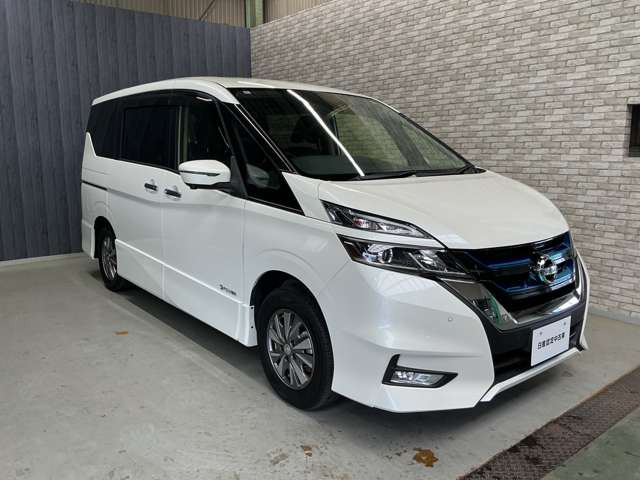 セレナ1.2 e-POWER ハイウェイスターV
