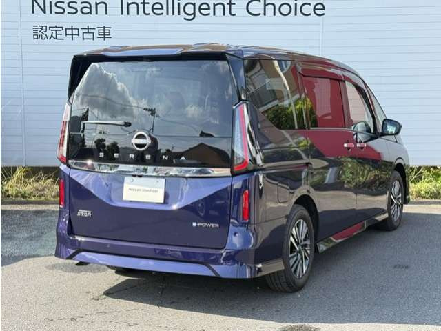 セレナ1.4 e-POWER ハイウェイスターV