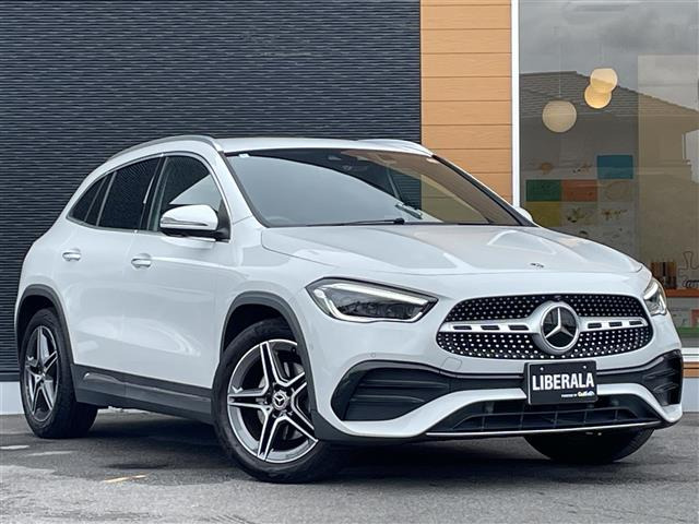 GLAクラスGLA200d 4マチック AMGライン 4WD
