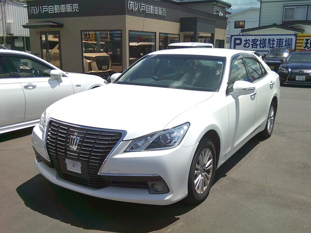 クラウン2.5 ロイヤルサルーン i-Four 4WD