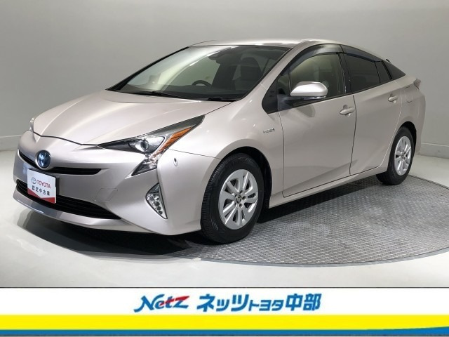 プリウス1.8 S