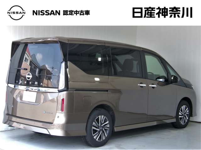 セレナ1.4 e-POWER ハイウェイスターV