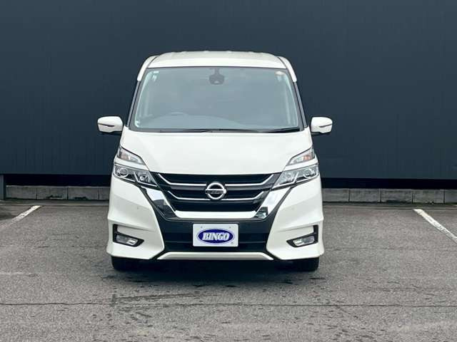 セレナ2.0 ハイウェイスター Vセレクション 4WD