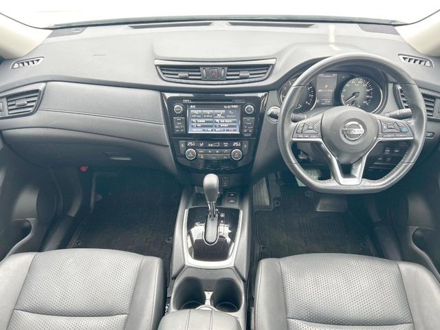 エクストレイル2.0 20Xi