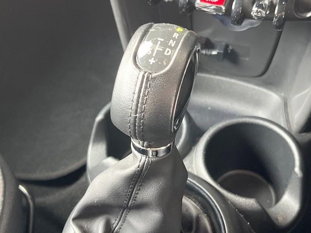 ��MT���[�h�t��AT:�ʏ�͎����ł����Ȃ���ϑ�(�M�A�`�F���W)���h���C�o�[�̑���ɂ���ĈӐ}�I�ɕς�����V�X�e���ł��B����w���i�̃h���C�u�����y���݂��������܂�!