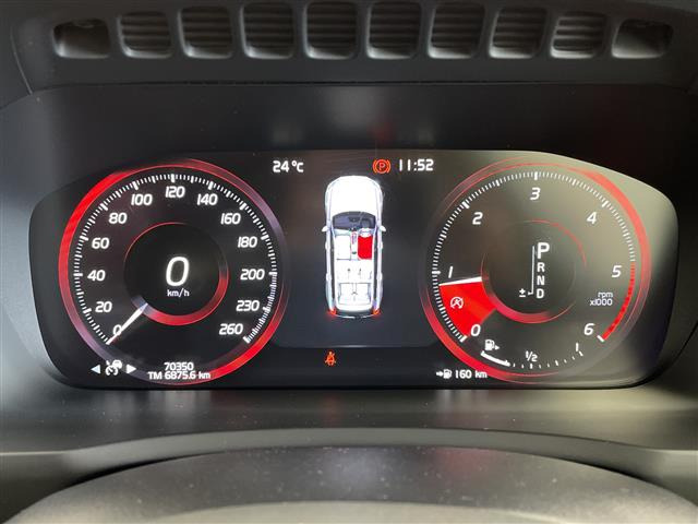 XC90D5 AWD Rデザイン ディーゼル 4WD