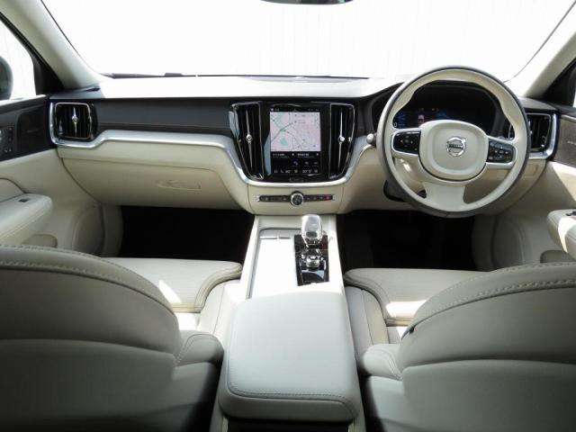 V60クロスカントリーアルティメット B5 AWD 4WD