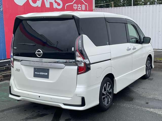 セレナ1.2 e-POWER ハイウェイスターV