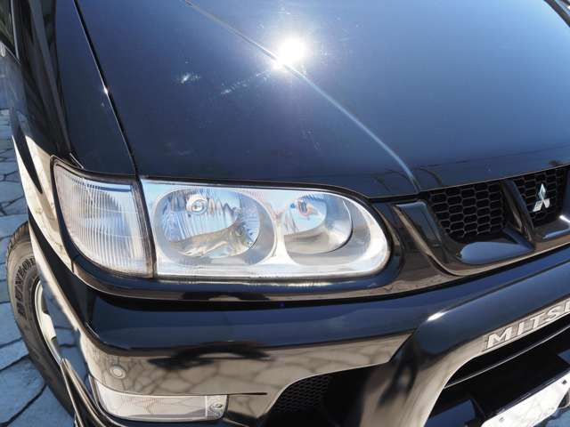 女性にも安心してお乗りいただけるよう、車内の清掃には特にこだわり、メーカー販売時の状態に近づける為に妥協は致しません!!