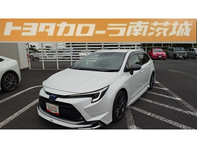 カローラツーリング1.8 ハイブリッド W×B E-Four 4WD