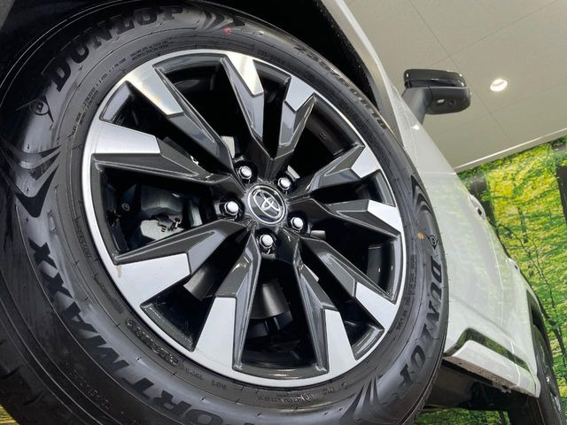 �y����18�C���`�A���~�z�C�[���z�O�ςɃ}�b�`���������A���~�z�C�[���𑕒����Ă���܂��B�e��ЊO�A���~�z�C�[����A�X�^�b�h���X�^�C�����戵�����Ă���܂��B���񂲑��k����������