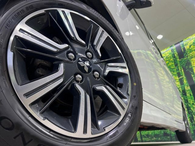 �y����15�C���`�A���~�z�C�[���z�O�ςɃ}�b�`���������A���~�z�C�[���𑕒����Ă���܂��B�e��ЊO�A���~�z�C�[����A�X�^�b�h���X�^�C�����戵�����Ă���܂��B���񂲑��k����������