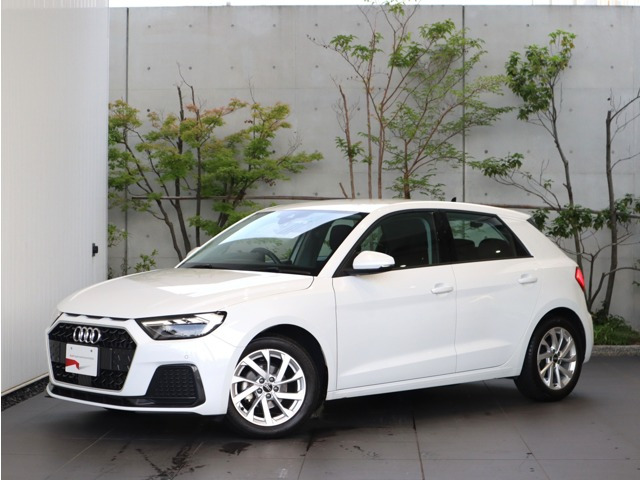 A1スポーツバック25 TFSI アドバンスド