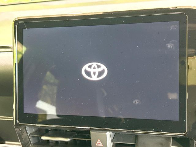 �y10.5�C���` �f�B�X�v���C�I�[�f�B�I�z���ʂ̃f�B�X�v���C��AppleCarPlay��AndroidAuto�����p�\�B�傫�ȉ�ʂŃX�}�z�i�r�A�v���������p���������܂���