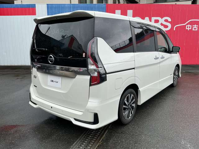 セレナ2.0 ハイウェイスターV