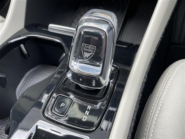 XC40T5 AWD インスクリプション 4WD