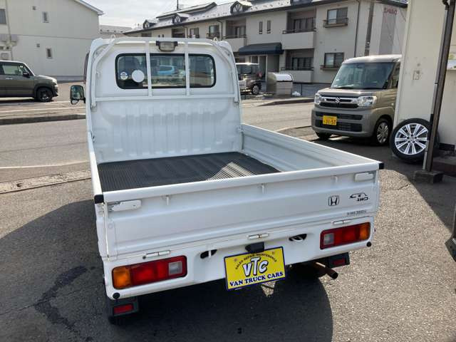 �ۏ؊��Ԃ̓G���W�������@�\�E���͓`�B�@�\��1��������0.1���L���A�X�e�A�����O�@�\�E�O��A�N�X���@�\�E�u���[�L�E�d�C�n�E��p���n�E�R���n��1��������0.1���L���ƂȂ�܂��B�ʓr1�`3�N�L�����x�ۏؗL��܂�