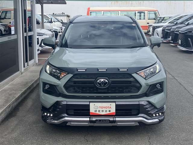 RAV42.0 アドベンチャー 4WD