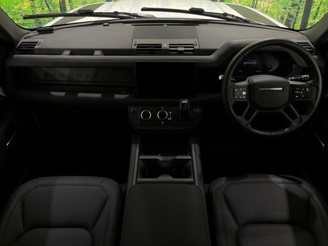ディフェンダー110 S 3.0L D350 ディーゼル 4WD