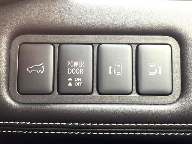 デリカD:52.2 シャモニー 電動サイドステップ 4WD