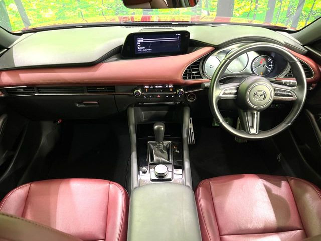 MAZDA3ファストバック1.8 XD バーガンディ セレクション