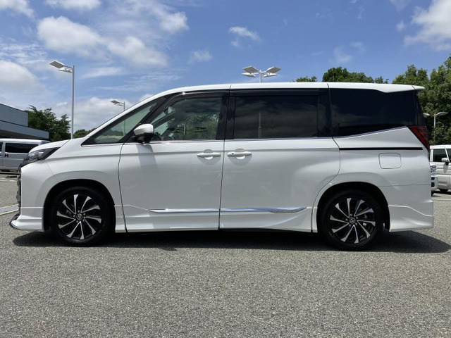 ノア1.8 ハイブリッド S-Z