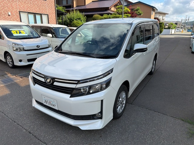 ヴォクシー2.0 V 4WD