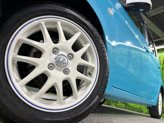 �y15�C���`�A���~�z�C�[���z�O�ςɃ}�b�`�����A���~�z�C�[���𑕒����Ă���܂��B�e��A���~�z�C�[����A�X�^�b�h���X�^�C�����戵�����Ă���܂��B���񂲑��k����������