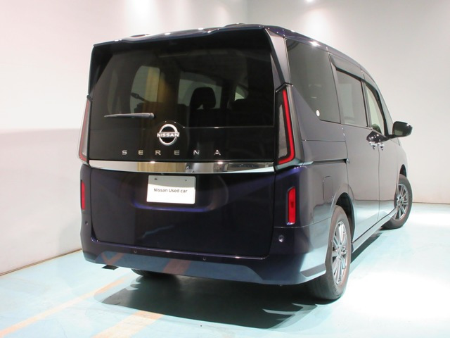 セレナ2.0 XV 4WD