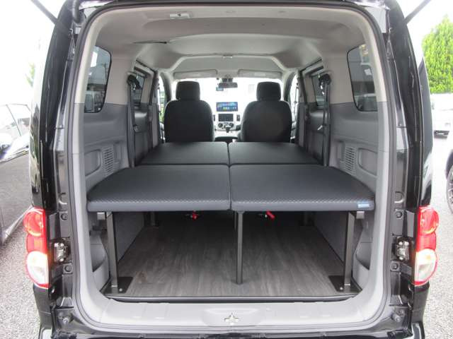 NV200バネットバン