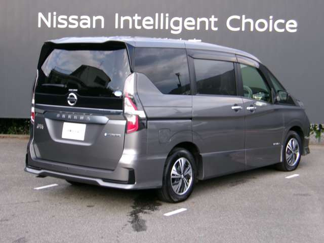 セレナ1.2 e-POWER ハイウェイスターV