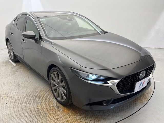�������x�̃K���X�疌�ŝ����͂������A�㎿�ȃc���E����������B���O����_���J�����؂Ȉ��Ԃ�ی삵�A�F�����E�򉻂�h�~�B�u�e�X�v���b�V���R�[�g�v�A�u�e�v���~�b�T�R�[�g�v���炨�I�т��������܂��B