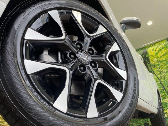�y����18�C���`�A���~�z�C�[���z�O�ςɃ}�b�`���������A���~�z�C�[���𑕒����Ă���܂��B�e��ЊO�A���~�z�C�[����A�X�^�b�h���X�^�C�����戵�����Ă���܂��B���񂲑��k����������
