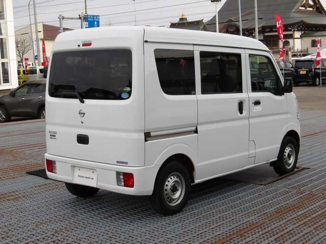 NV100クリッパーDX GLパッケージ ハイルーフ 4WD