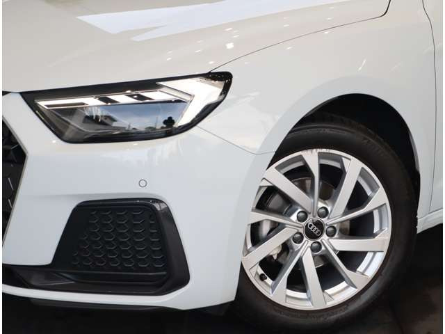 A1スポーツバック25 TFSI アドバンスド